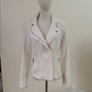 ***Carolina Belle~ Off-White Textured Blazer